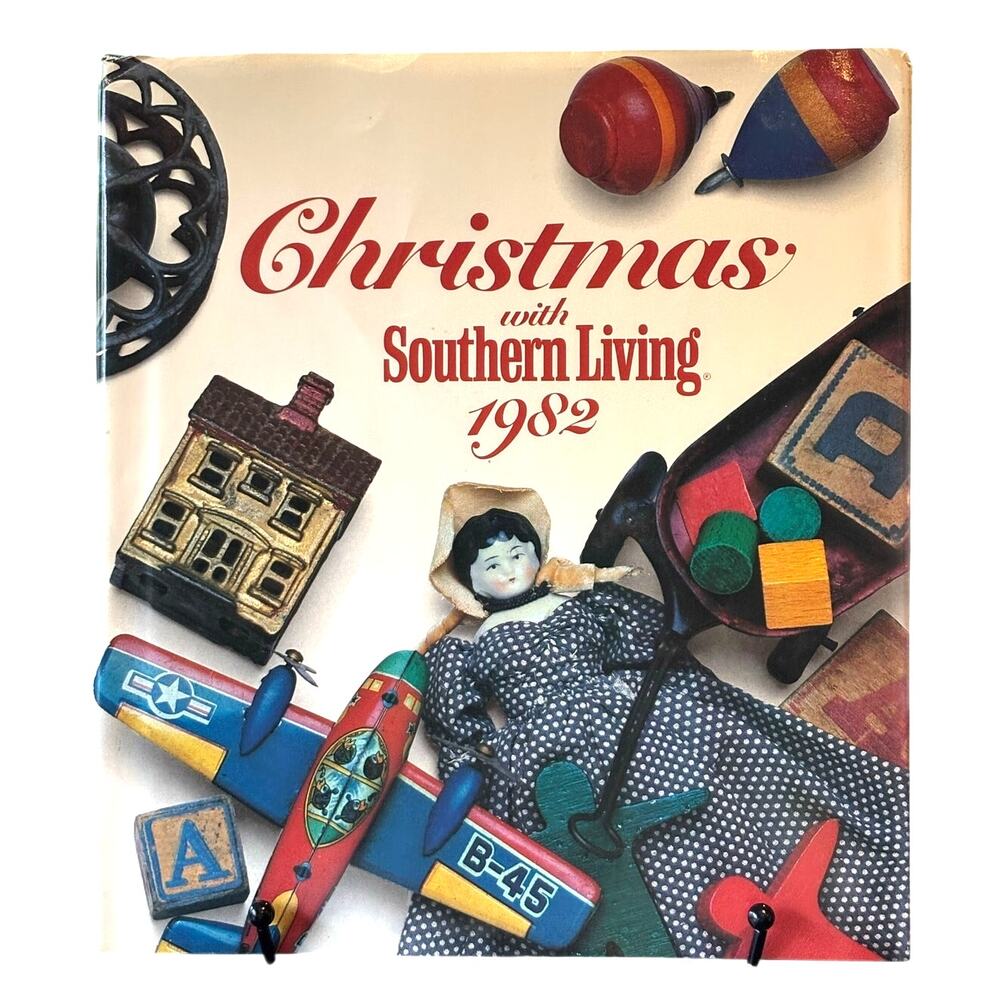 1982 1st Ed. Christmas with Southern Living, 1982 by J. Voce and C. Conard, HCDJ